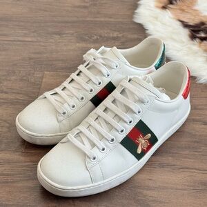 *Worn* Gucci Ace White Sneakers with bee